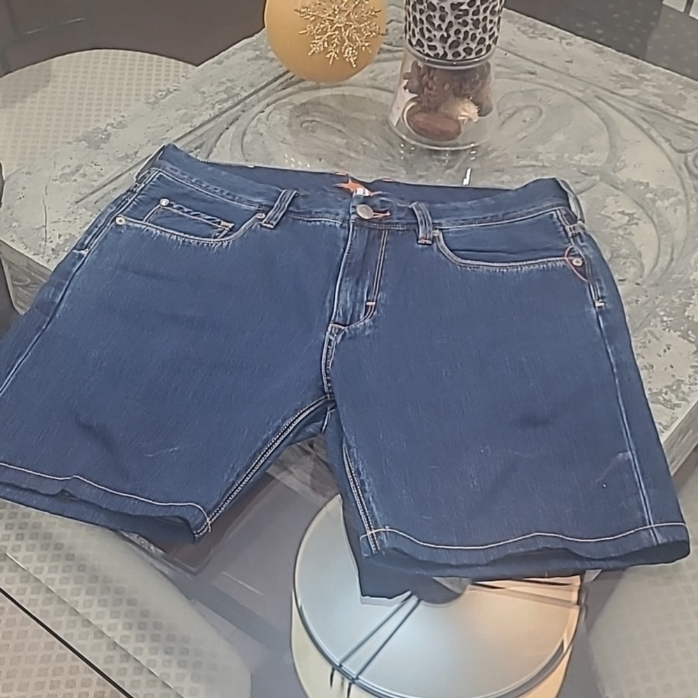 Tommy Bahama Men's jean shorts 34